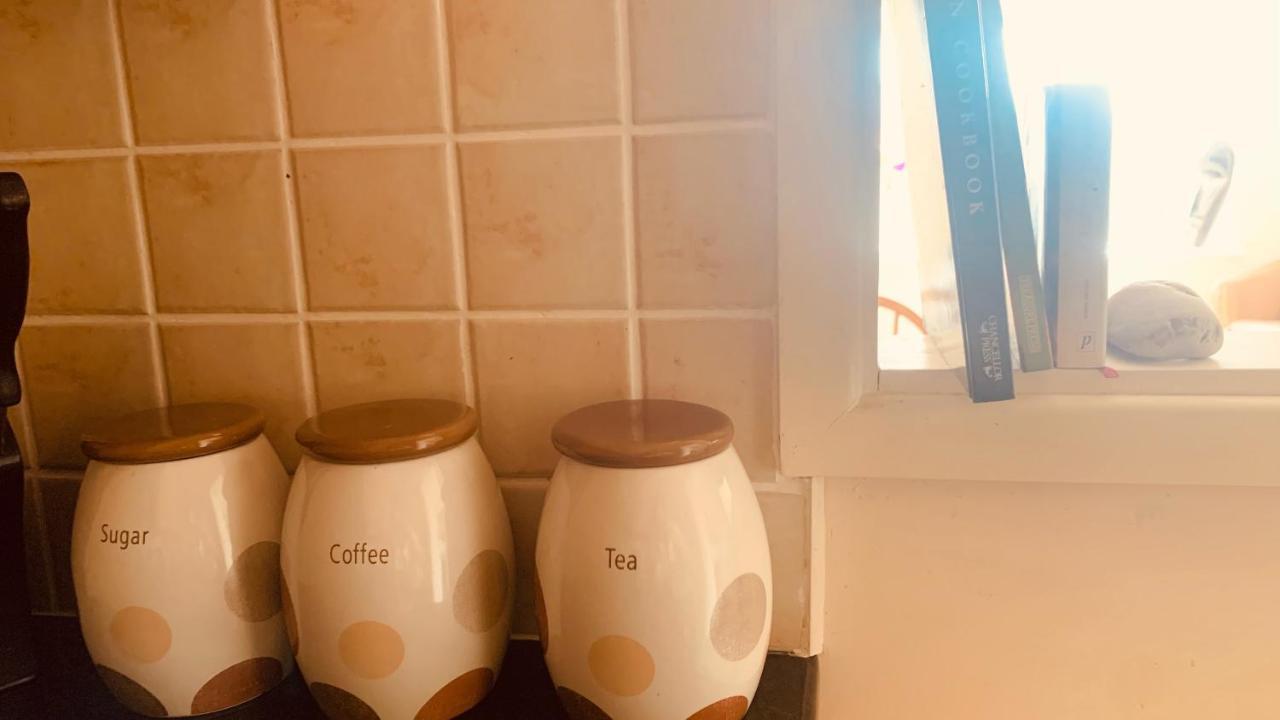 Sea Breeze Apartments ポースコール エクステリア 写真
